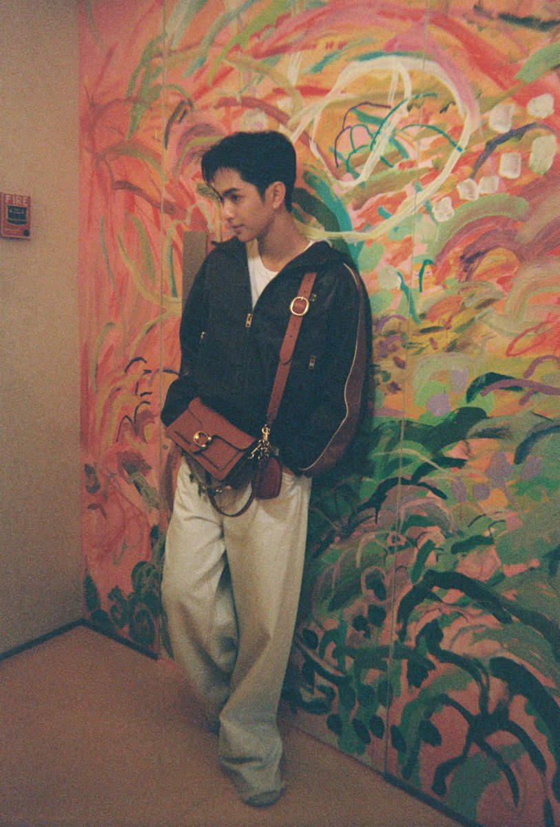 PacificaGroup_'s tweet photo. 💌💫 @Marckrisk @cucopper11 

#CoachPlaySiamSquare
#CoachNY
#MARCKRIS #COPPERdechawat https://t.co/a6dCupDapl
