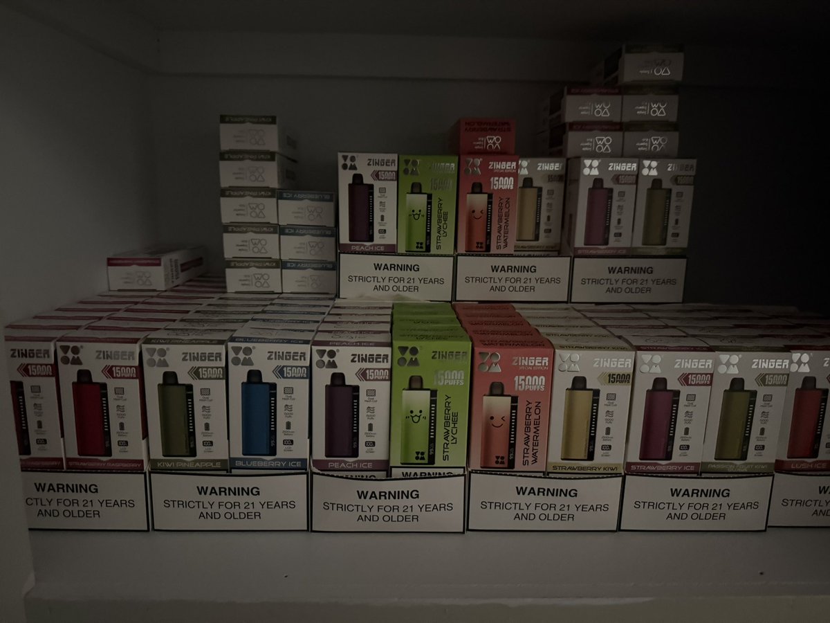 himimkk0's tweet photo. my dad finally bought different brands but they are all still 5% nic can something pls work out for me before i kms https://t.co/qopZ6rIj2t