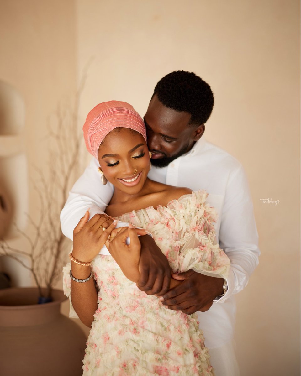 BellaNaijaWed's tweet photo. It all started in 2020, when Feyi slid into my Instagram DMs, so yes, very much a Gen Z love story! At the time, I was applying to dental school while Feyi was already studying medicine. https://t.co/6GdDJLzd7B