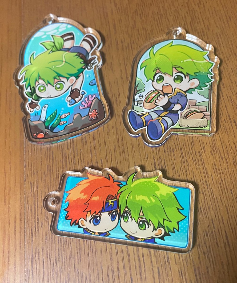 ooXIEJ315's tweet photo. 届いた；；最高すぎる 
アクスタデカくて立つか不安だったけどちゃんと立てれた；；
ネストグラフィックス様ありがとうございました……！！ https://t.co/iPPQ0hfPhS