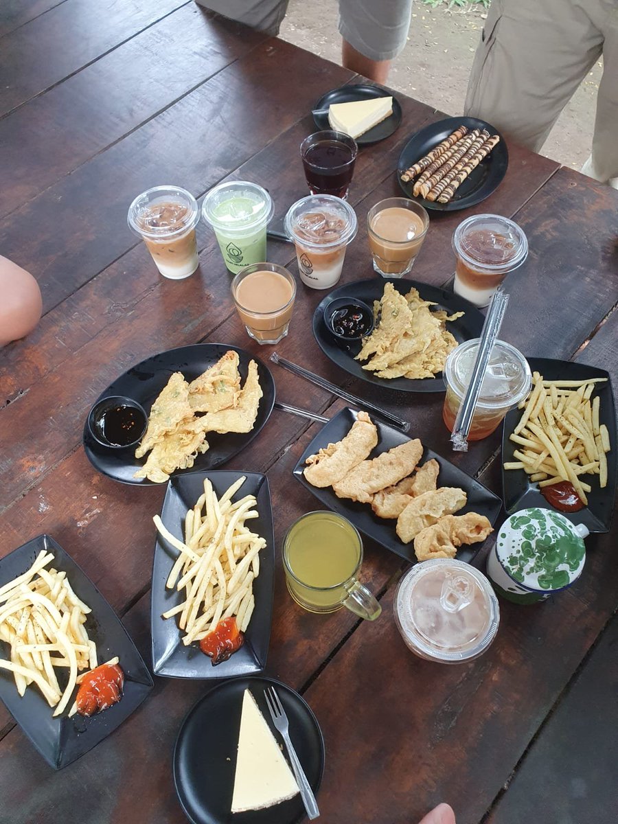 JenniferOwll's tweet photo. mamm guyss 😋 https://t.co/OfxaZ8tXPu
