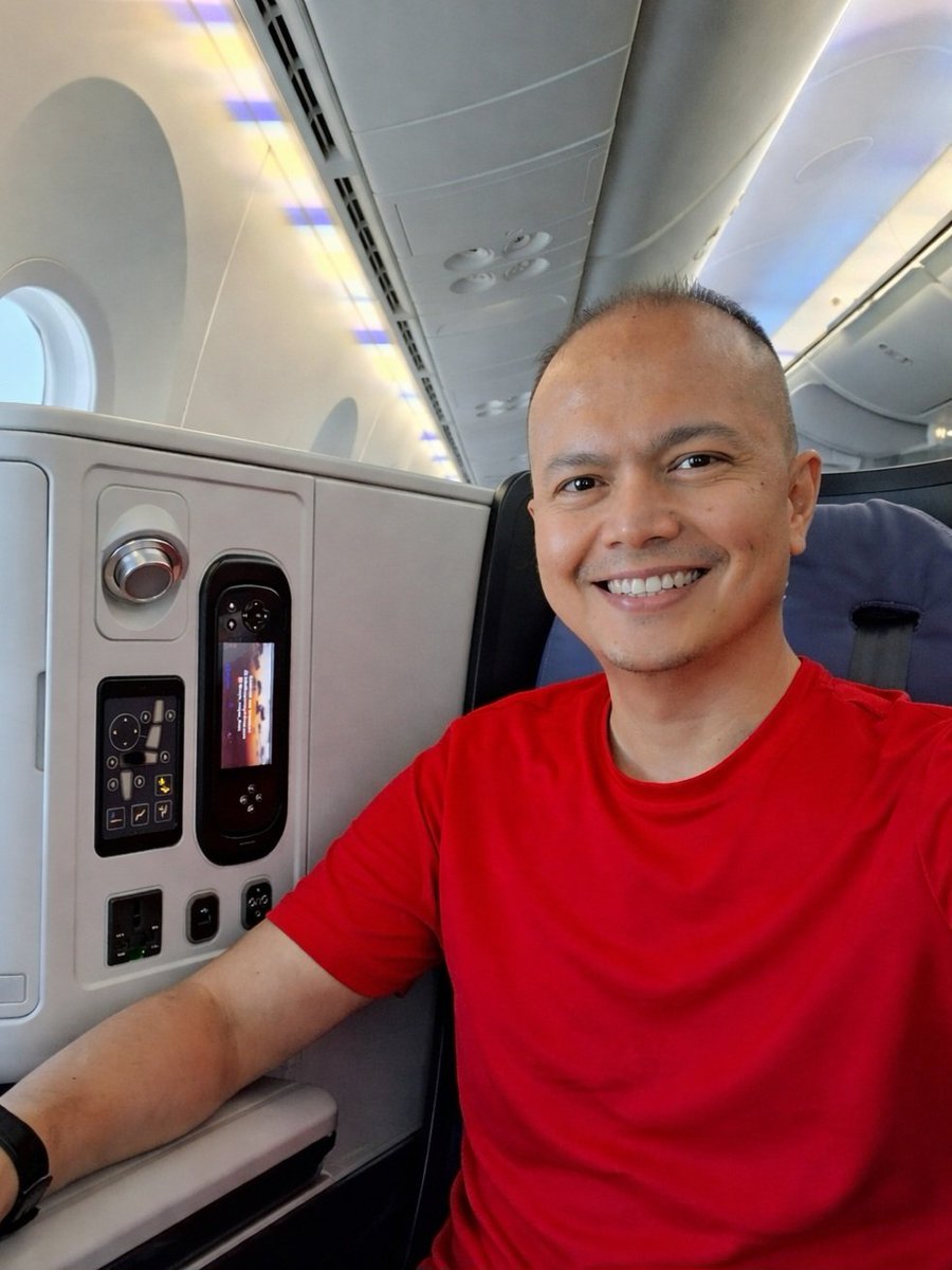 RedGuev's tweet photo. On board a Business Class product on a 787 that cost less than some Ryanair flights!
#AvGeek #Aviation #btsdisband #ImranKhan #HealthCardForMS #عمران_ریاض_جواب_دو https://t.co/6t5yBHhMYP