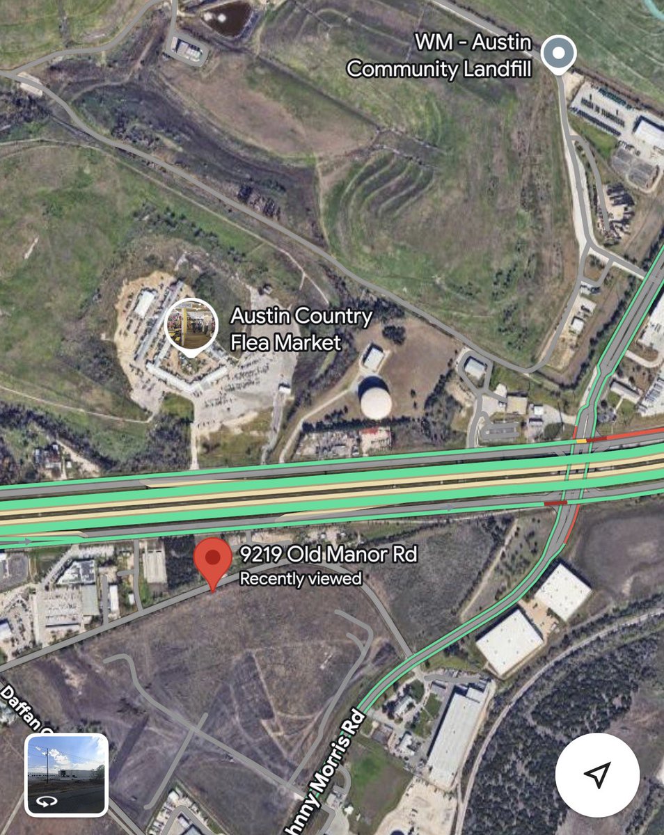 RichLightShed's tweet photo. New York Post reports Paramount eyeing a relocation to 9219 Old Manor Road, an industrial park in Austin

So we took a look on Google Maps 

Great news for Paramount and Warner Bros employees, that location is right next the Austin Country flea market and the Austin community landfill  $PSKY $WBD
