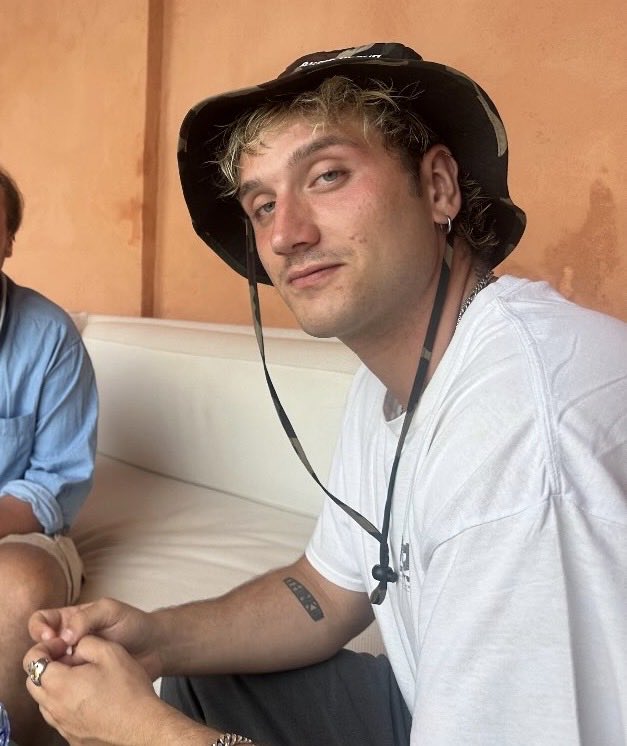 iskavgrham's tweet photo. vocês não estão preparados pra ESSES DOIS. https://t.co/a03S2cRAlJ