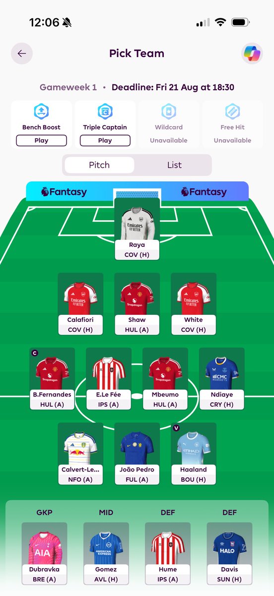 Dylo1x's tweet photo. @FPL_Tay Anything to be worried about or to change? https://t.co/bhsg2euZoV