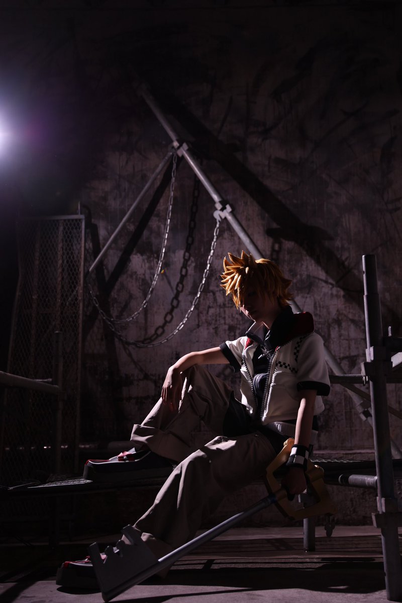 kumako193's tweet photo. #Cosplay

背景の鎖といい、廃墟感といい…
「ソラの目覚めに必要な存在」「消えてしまう」認識してしまったロクサスを感じてる🥺
※超個人的な意見です

素晴らし過ぎて己自身もド無加工でお届け

photo📸yuCさん@yu65photo https://t.co/q6plFfu9Bl