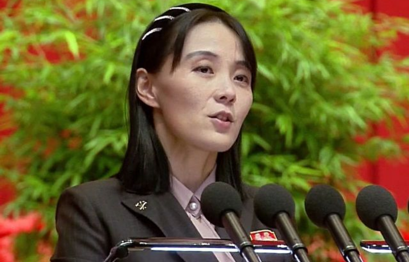 hoshusokuhou's tweet photo. 【速報】金正恩の妹、日本への先制核攻撃を示唆
↓
■北朝鮮・キム・ヨジョン（発言要約）
・「日本が間違った選択を企図すれば、即座に生存不可能なせん滅的猛攻撃を受けるだろう」
・「軍事的目標と見なす認識が強まった」

こいつら相変わらずだなｗｗｗ
生存不可能なせん滅的猛攻撃って過激ワードすぎるだろｗｗｗｗｗｗｗ