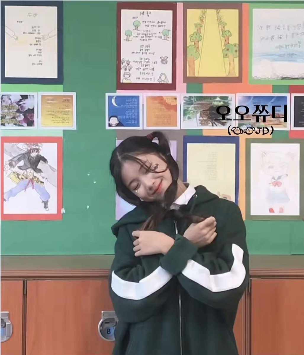 hoodiejiwoo's tweet photo. predebut jiwoo 🥹💧🥹💧🥹💧🥹 https://t.co/3ce3dt1Qtv