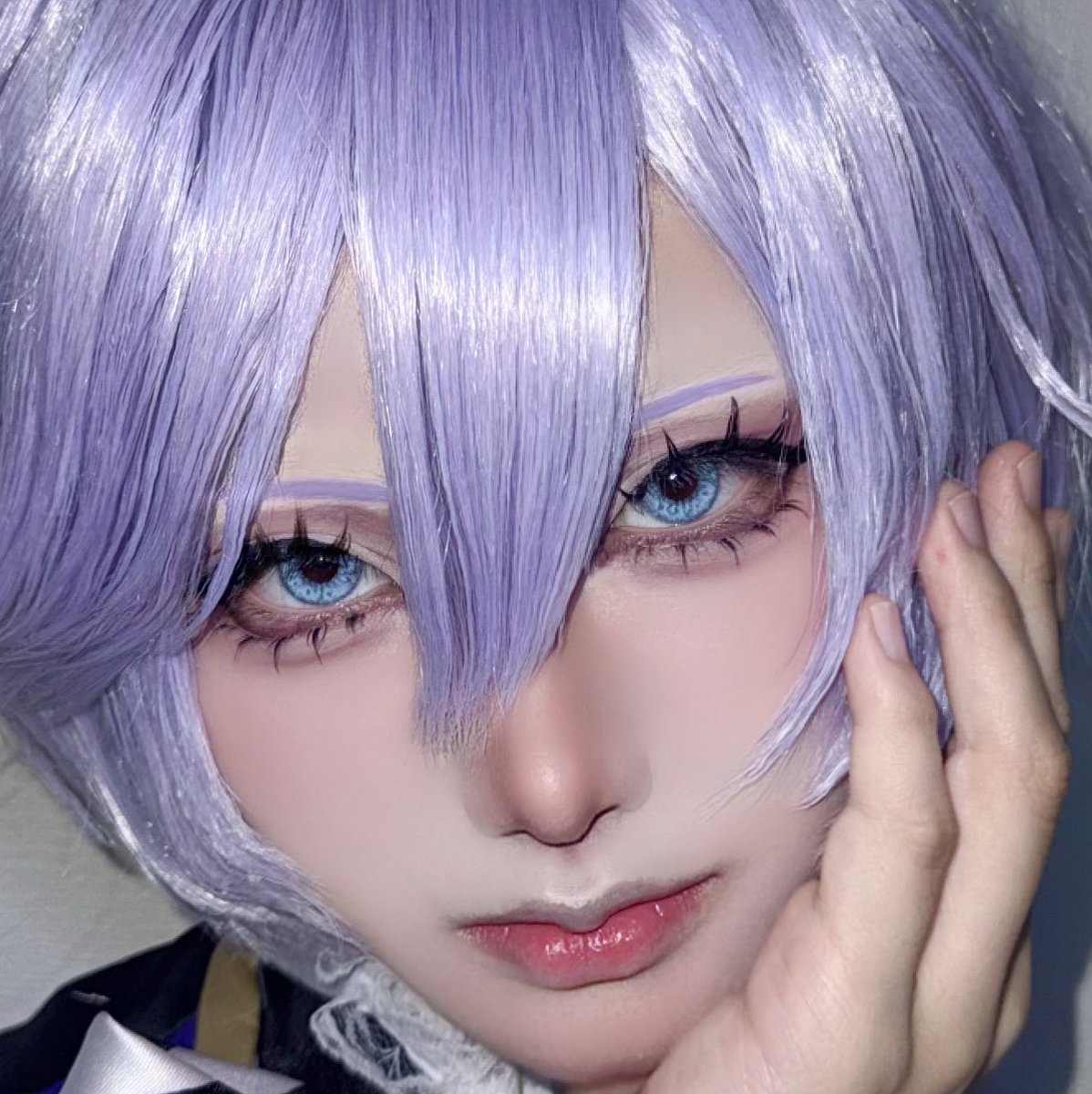 min_c0s's tweet photo. テーピングありとなし https://t.co/MSwaVgd3CF
