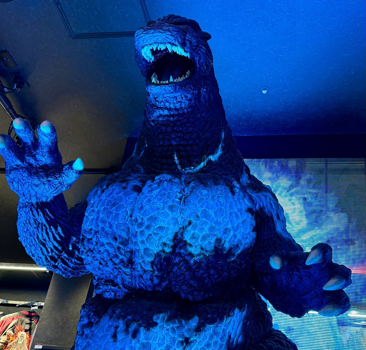 e21_de27h64's tweet photo. GODZILLA、エグいね！！ https://t.co/nNnvU153lk