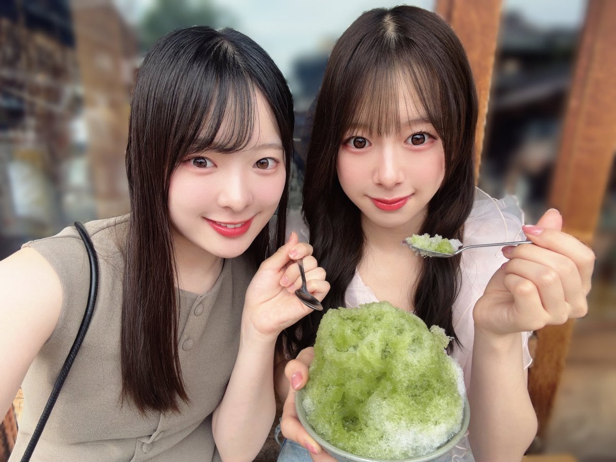 aobara_yuka's tweet photo. ずっと仲良しです👭✨ https://t.co/1XhSDheyOR