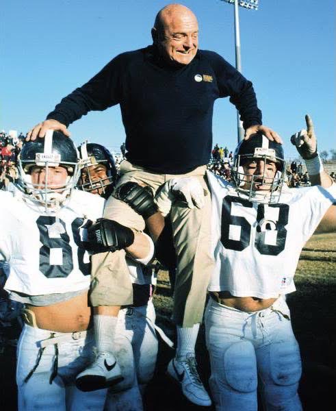 WHDPodcast's tweet photo. Day 479 of tweeting @NFFNetwork everyday until they DO RIGHT and put Erk Russell in the CFB HOF🦅 https://t.co/XiJFVHxAsH