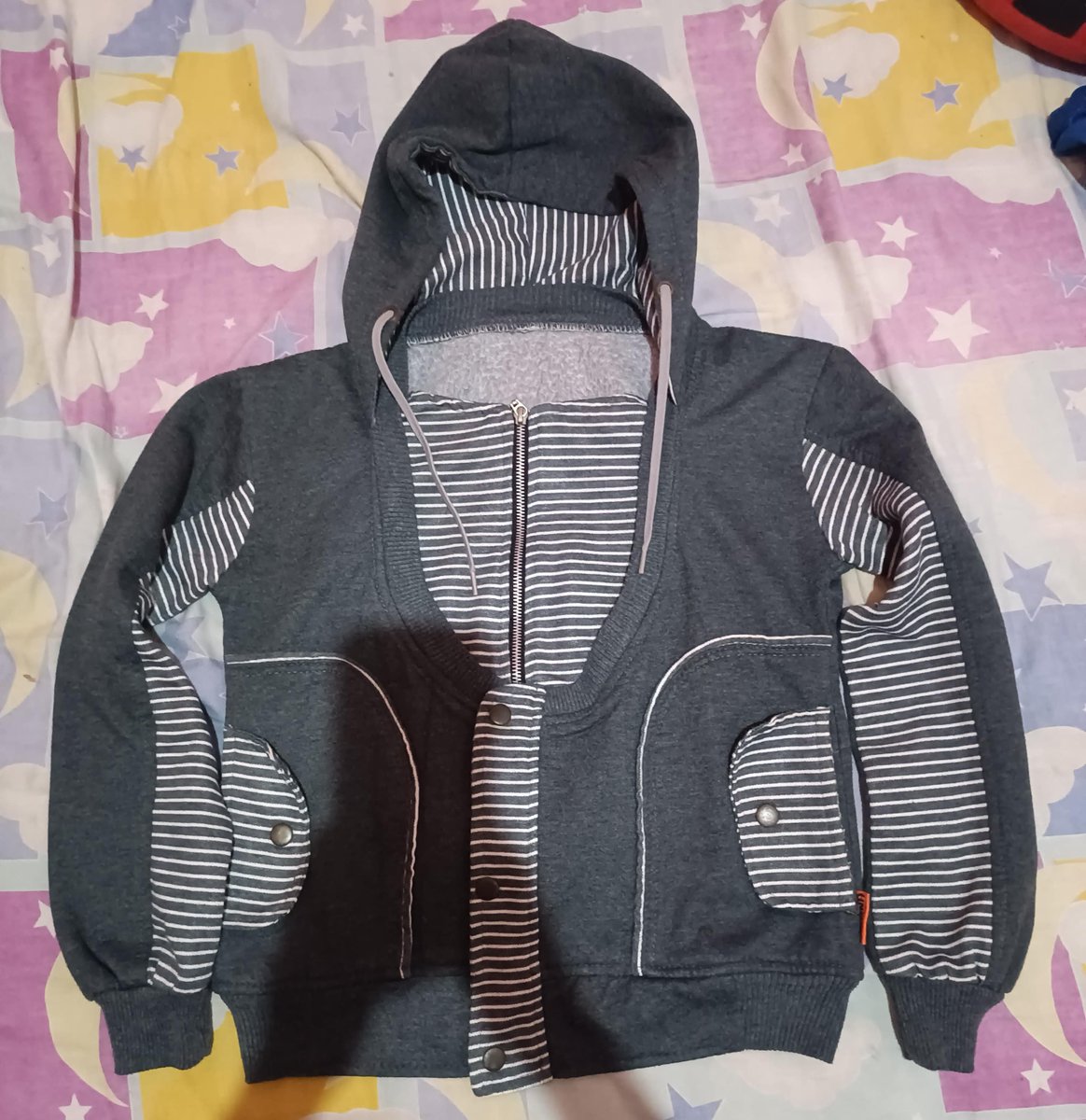 nagirl_'s tweet photo. #wts Jaket Stripe Abu | Ld: 80-90 | Pj: 53
💸 45k | avail co oyenn
minat? LANGSUNG DM YAPS!
Note: perbedaan warna real mungkin terjadi efek kamera.
#jaket #stripe #salur #murah https://t.co/GxVXj2aPin