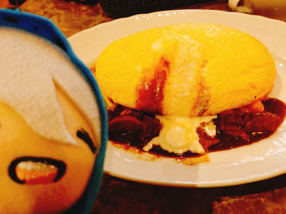 yackyudoon's tweet photo. これは山口と広島をハシゴした時のやつなんですけど、いっぱいごはん食べたよね〜！ね！めしぬい！旅に出ると食べ過ぎてしまうよね😊 https://t.co/jM7G1YLHx7