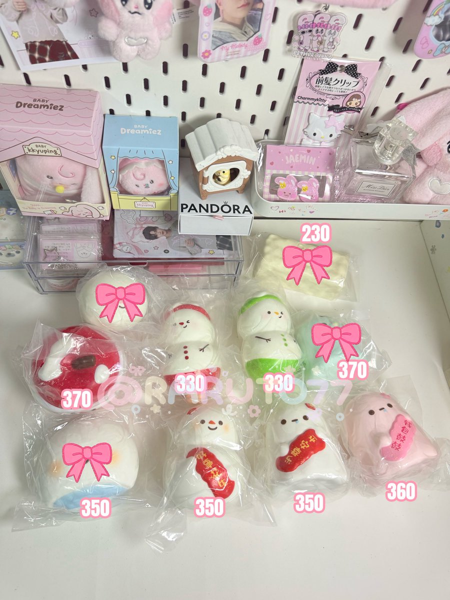 REWND77's tweet photo. พร้อมส่ง สกุชชี่ มือ 1 มีกล่องทุกชิ้น 🎀

📍มีงาน Lisa 3an ibloom  sweetbuns📍

🚚 35.-
🙇🏻‍♀️ Dm/line
📍ให้สิทธิ์คนโอนก่อนเท่านั้น
#ตลาดนัดสกุชชี่ #สกุชชี��� #ตลาดนัดsquishy #ปล่อยต่อสกุชชี่ ตามหา #squishy หา https://t.co/K7ivkT2tip