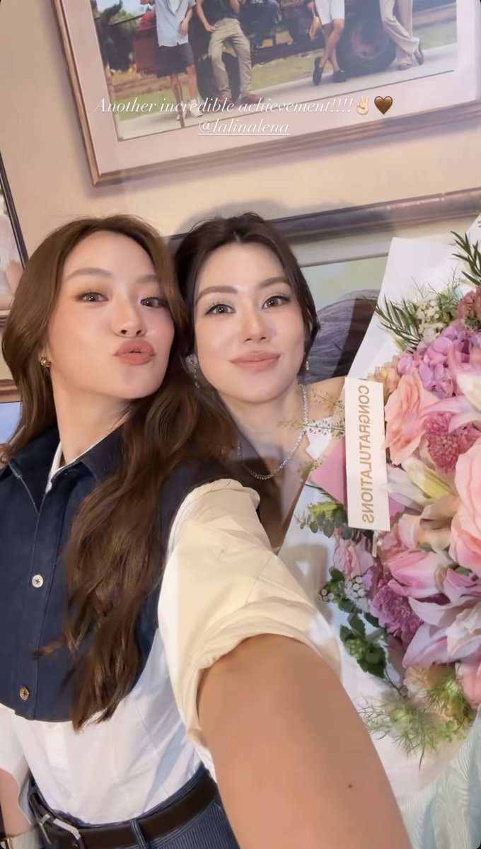 Phyllis8228's tweet photo. We are so proud of Lalee 🦋❤️

And kiddo coming to support her 😭😭

We love LenaMiu 🦋🧸

LENA AT FIRST FRAME PREMIERE
#HerinFramePremiereNight https://t.co/dIvbg9PEi8