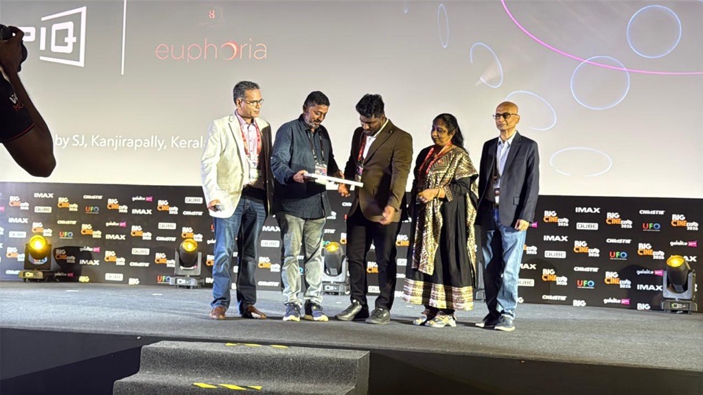 epiqcinema's tweet photo. At Big Cine Expo, we marked the beginning of a new chapter for premium cinema.

@qubecinema and @Dolby are joining hands to take EPIQ to the next level, with Dolby Vision and Dolby Atmos coming together to create an even more immersive large-format experience.

And this is just the beginning: 30 EPIQ screens planned across India over the next three years.

The future of premium cinema is getting bigger, brighter and more immersive. And we’re only getting started.

https://t.co/IgBOH3dh5K