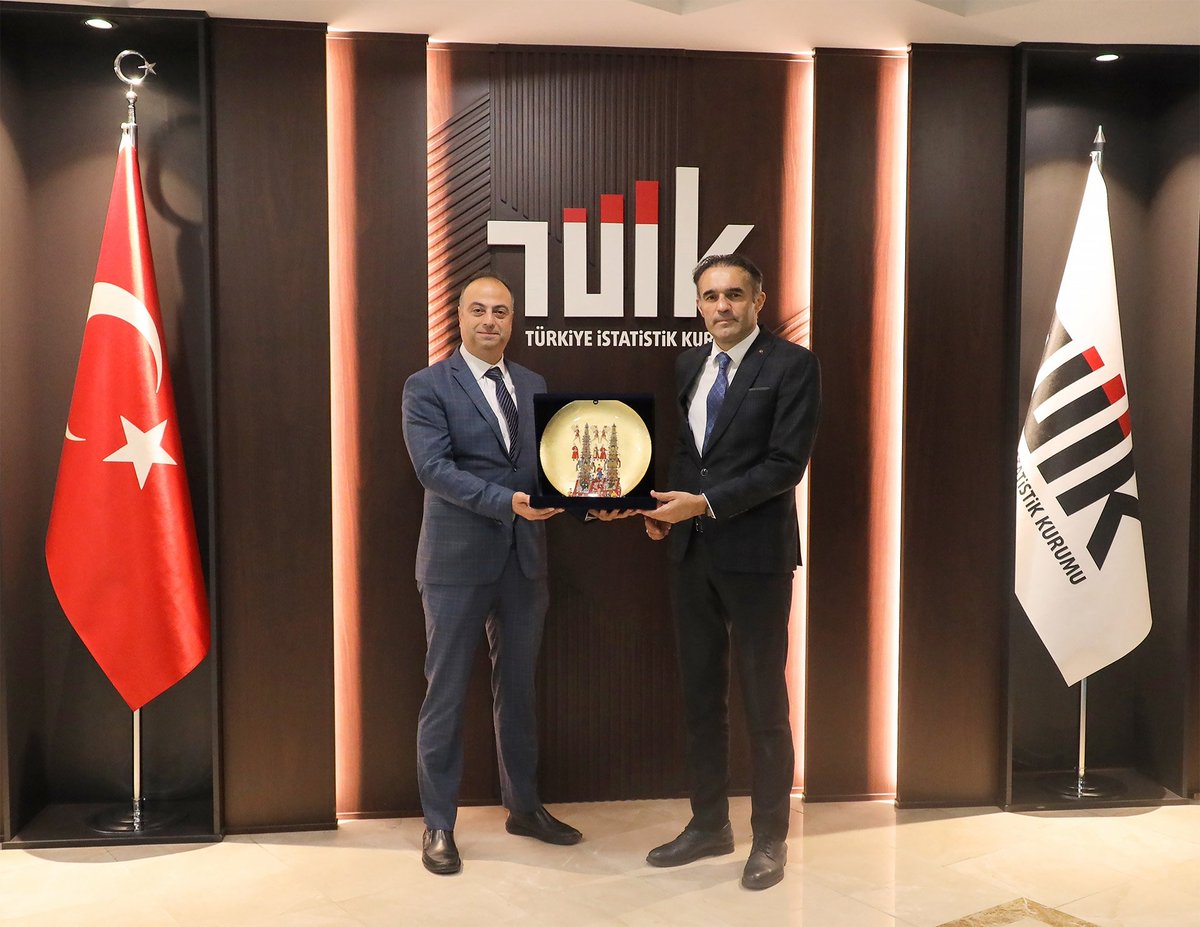 BitesSavunma's tweet photo. Genel Müdürümüz Yıldırım AZİZOĞLU, Türkiye İstatistik Kurumu (TÜİK) Başkanı Mehmet ARABACI’yı ziyaret etti.

Ülkemizin resmî istatistiklerinin üretilmesi, ulusal veri ekosisteminin geliştirilmesi ve veriye dayalı karar alma süreçlerinin güçlendirilmesinde önemli bir görev üstlenen TÜİK’te gerçekleştirilen görüşmede; başta yapay zekâ olmak üzere büyük veri analitiği, karar destek sistemleri, güvenli veri yönetimi ve dijital dönüşüm alanlarında geliştirilebilecek iş birliği fırsatlarını değerlendirdik. BİTES olarak bu alanlarda geliştirdiğimiz özgün ürün, teknoloji ve kabiliyetlerimizi paylaşma imkânı bulduk.

Sahip olduğumuz güçlü mühendislik yetkinliği ve teknoloji birikimiyle; veriyi anlamlı bilgiye ve etkin karar mekanizmalarına dönüştüren yenilikçi çözümler geliştirmeye, kamu kurumlarımızın dijital dönüşüm süreçlerine katkı sağlamaya ve ülkemizin teknoloji ekosistemine değer katmaya devam edeceğiz.

Nazik ev sahiplikleri için TÜİK Başkanı Sayın Mehmet ARABACI’ya teşekkür ediyoruz.

--

Our General Manager, Yıldırım AZİZOĞLU, visited Mehmet ARABACI, President of the Turkish Statistical Institute (TÜİK).

During the meeting held at TÜİK, which plays a key role in producing Türkiye’s official statistics, advancing the national data ecosystem, and strengthening data-driven decision-making processes, we discussed potential areas of cooperation, particularly in artificial intelligence, big data analytics, decision support systems, secure data management, and digital transformation. We also had the opportunity to present BİTES’ proprietary products, technologies, and capabilities in these fields.

With our strong engineering capabilities and technological expertise, we will continue to develop innovative solutions that transform data into meaningful insights and effective decision-making mechanisms, contribute to the digital transformation of our public institutions, and create value for Türkiye’s technology ecosystem.

We thank TÜİK President Mehmet ARABACI for his kind hospitality.

#BİTES #TÜİK
