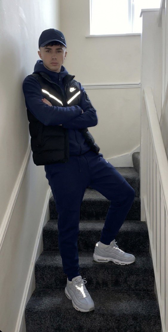 Caden__Mills's tweet photo. #findom
#cashmaster
#scallylad
#gayuk https://t.co/Gpj8ASgE43