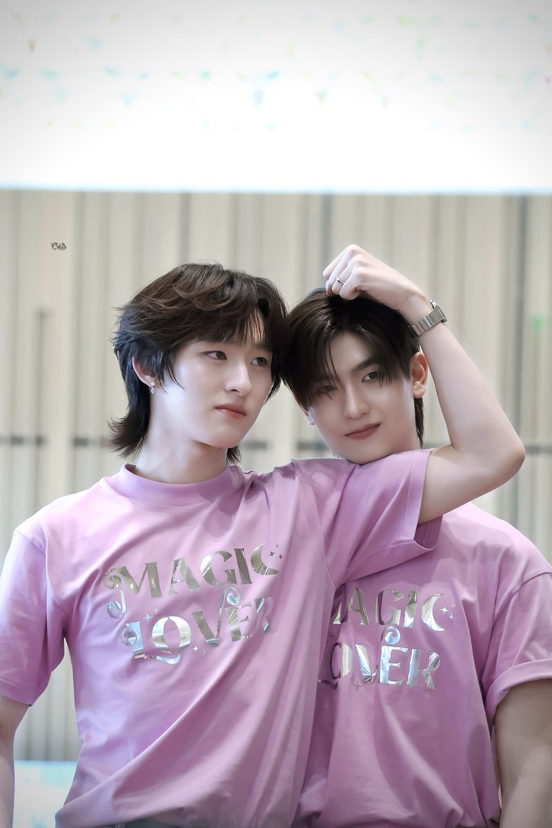 dearmeliq's tweet photo. 𖧷 

อาเฟียแกล้งองต๋าได้คนเดียว(คนอื่นห้ามแย่ง!)

Magic Lover Worship
#บวงสรวงMagicLover 
#โทมัสก้อง ⨟ #thomaskong https://t.co/jgGvwNRRPh