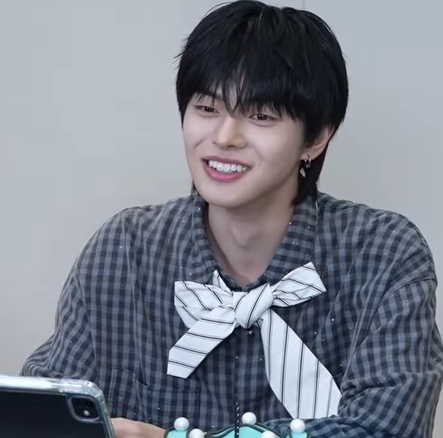 rok2_125's tweet photo. 너무 이쁘다 이쁘다 이쁘다 이쁘다 ㅠ.ㅠ https://t.co/c75XMCjTzj