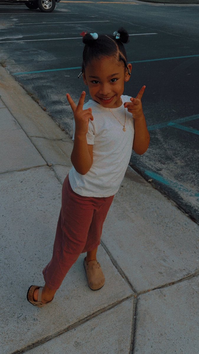 throwyadiamondz's tweet photo. 🥹💕 https://t.co/Bl3whDhmOO
