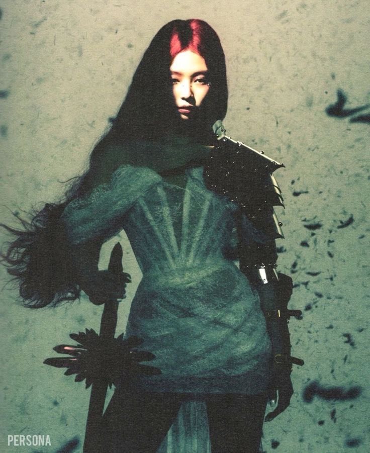 jennieisfree's tweet photo. the girl behind the warrior ♥️ https://t.co/qT931pOhnR