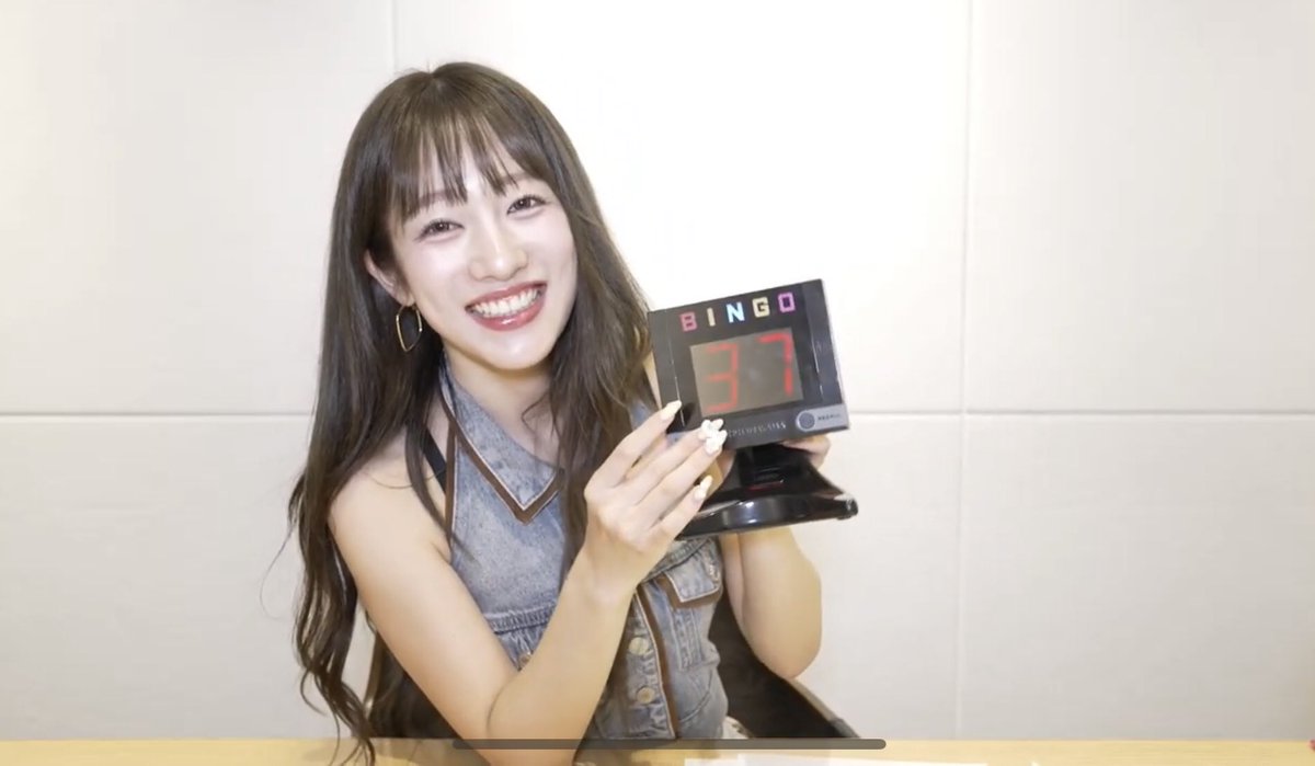 ICE9BU's tweet photo. 心菜が使ってたビンゴマシーンめちゃくちゃパリピだった https://t.co/7MNRTPyxnU