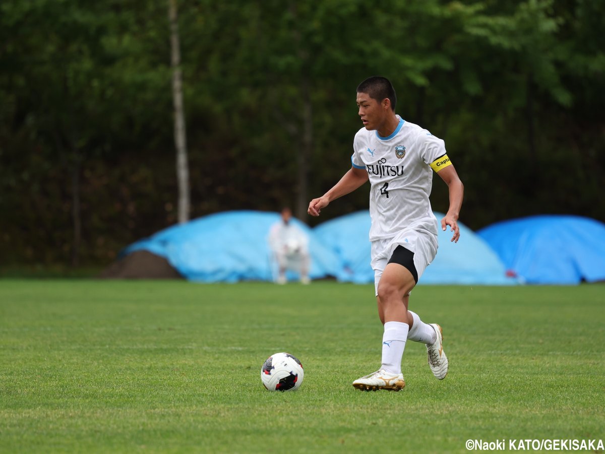 gekisaka's tweet photo. TPから追加招集経てU-16代表に連続飛び級招集…来年のU-17W杯も視野の川崎F U-15生田DF上野煌士郎「自分自身の基準を上げていく」

https://t.co/rBRuwRpDdK

#中学サッカー #クラブユース #日本クラブユース選手権 #ゲキサカ https://t.co/vAqRZ7ur4i
