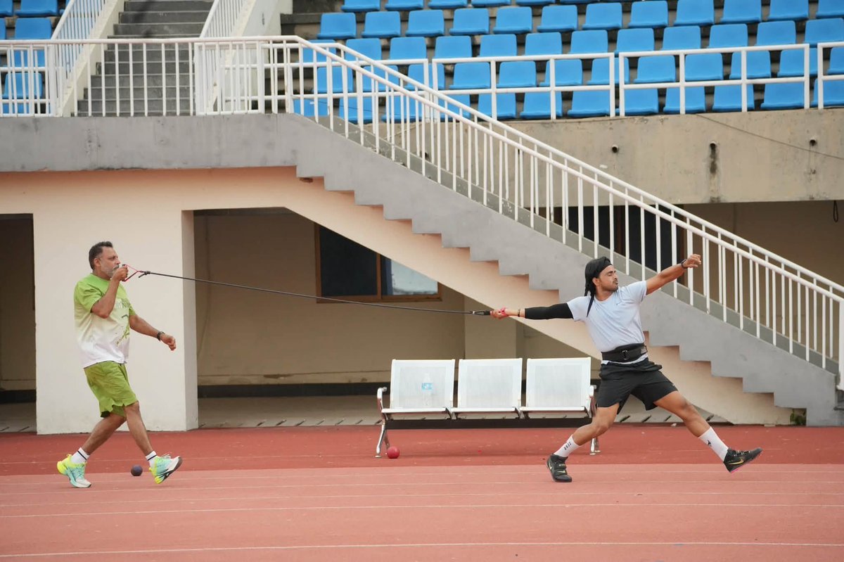faizanlakhani's tweet photo. Pakistan javelin thrower Muhammad Yasir is continuing his training at the Pakistan Sports Complex, Islamabad, as he prepares for the 20th Asian Games in Aichi-Nagoya, Japan.

Yasir is working on his technique, consistency and overall performance ahead of the continental event. https://t.co/DIBC0TfEm6