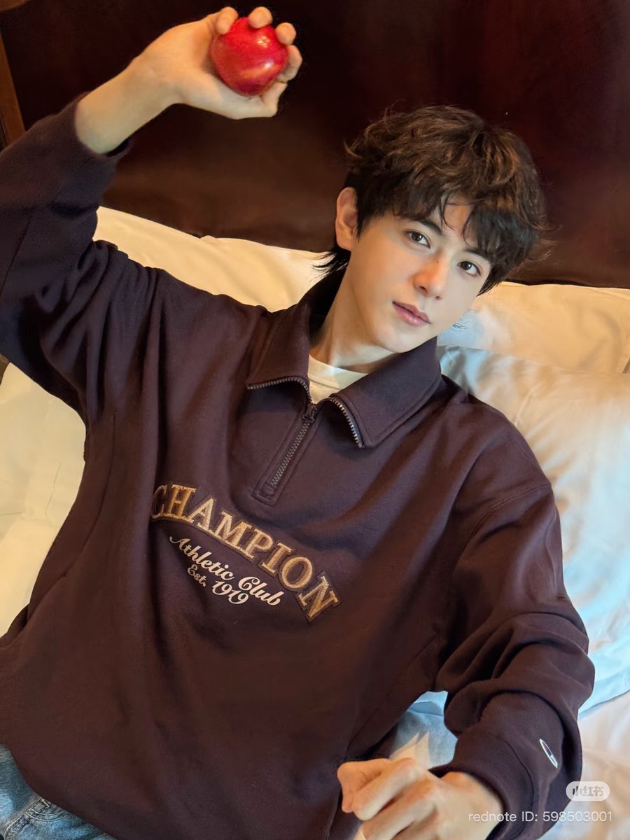 Lolyn05sm's tweet photo. 아하 커플티💡
네 알겠습니다아

#ayilo #政瞳 https://t.co/fqa3hoN48T