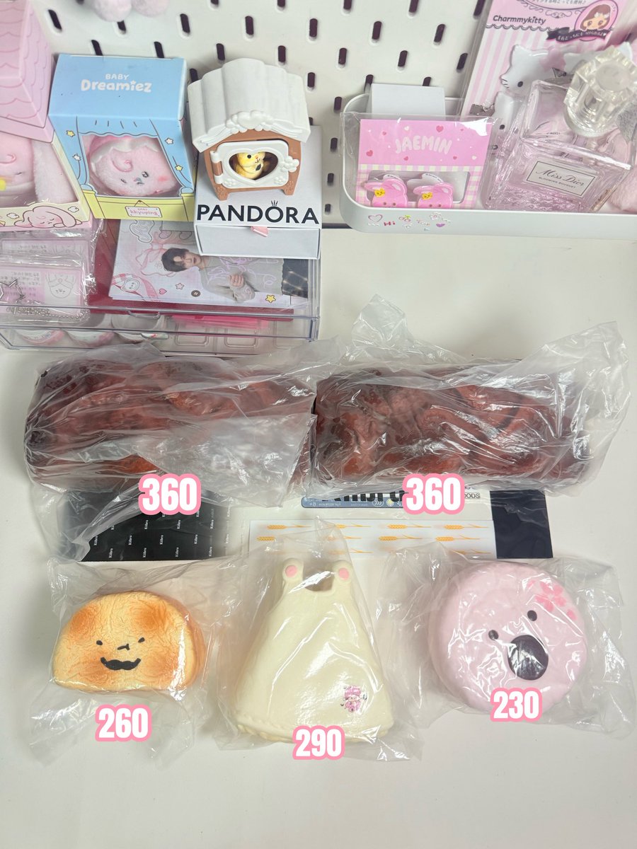 RARUTO77's tweet photo. พร้อมส่ง สกุชชี่ มือ 1 มีกล่องทุกชิ้น 🎀

📍มีงาน Hachimi Moozy kiibru dudo📍

🚚 35.-
🙇🏻‍♀️ Dm/line
📍ให้สิทธิ์คนโอนก่อนเท่านั้น
#ตลาดนัดสกุชชี่ #สกุชชี่ #ตลาดนัดsquishy #ปล่อยต่อสกุชชี่ ��ามหา #squishy หา https://t.co/LMjzW2B4Z6