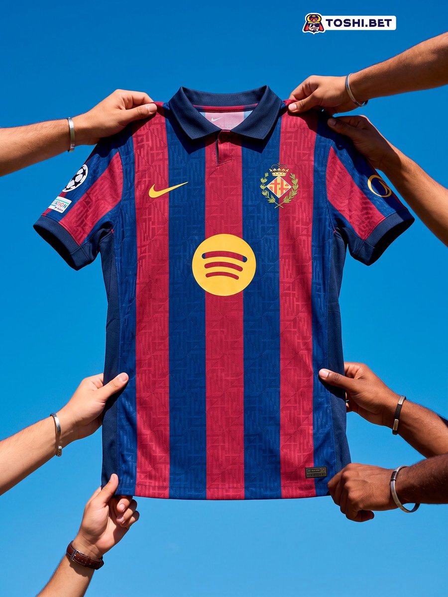 AnabellaMarvy's tweet photo. This is reportedly Barcelona jersey for next season, we’re going back to the old Barca logo. Absolutely breathtaking 😮‍💨😮‍💨 https://t.co/JAFh7zgizd