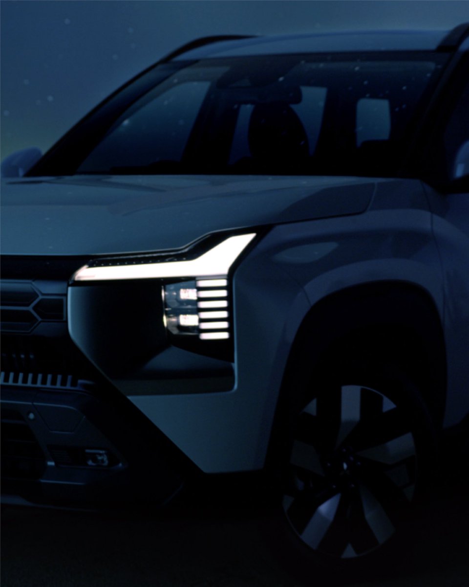 alesayi_motors's tweet photo. تصميم حديث ورؤية أوضح. ميتسوبيشي جديد على وشك
 الظهور، وتغيير مفهوم الّقيًادة.

#وجهات_مذهلة_تنتظرك
#دستنيتور_رفيق_الطريق
#GrandDestinationsAwait #Destinator2DestinationS
#ميتسوبيشي https://t.co/pKe6zYy0xM