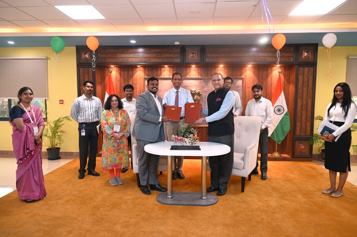 wtcamtz's tweet photo. ✨@wtcamtz signed the lease deed with @SSMedicalSystem, bringing advanced #infection control, #sterilisation, #biomedical waste treatment & critical-care technologies into a thriving #MedTech ecosystem.
✨The future of healthcare manufacturing is taking shape.
#AMTZ #Healthcare https://t.co/rXeHAK20qt
