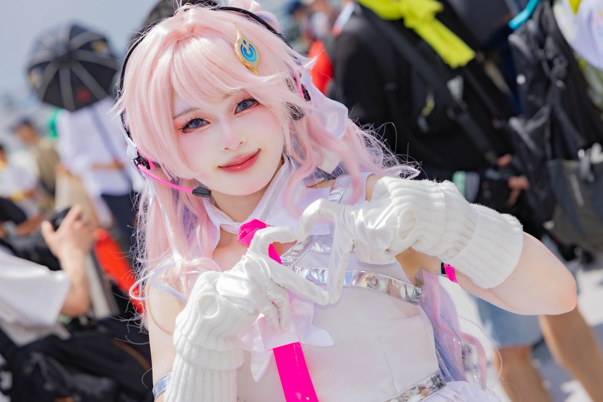 Tamago_piyopiyo's tweet photo. 鳴潮/ダーニャ/cosplay
ふぁんさたーいむ🫧
#C108 #c108_cosㅤㅤㅤ
#WutheringWaves #Danya
📸↓ https://t.co/1TkiYDblh1
