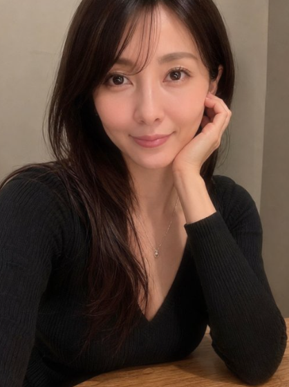 towatch18's tweet photo. こんなおばさんが来るけど、大丈夫かな？ https://t.co/isxNd0DCiS