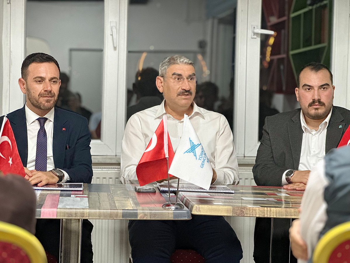 mtayyiporhan51's tweet photo. AK Parti Niğde Milletvekilimiz Sn. Prof. Dr. Cevahir Uzkurt ve AK Parti Merkez İlçe Başkanımız Sn. Fuat Bozdağ’ı vakfımızda misafir ettik.

Kıymetli vekilimiz ve ilçe başkanımızla, ülkemizin aydınlık yarınları ve "Terörsüz Türkiye" hedefi doğrultusunda atılan adımlar üzerine verimli bir hasbihal gerçekleştirdik. Nazik ziyaretleri ve değerli paylaşımları için kendilerine teşekkür ederiz.