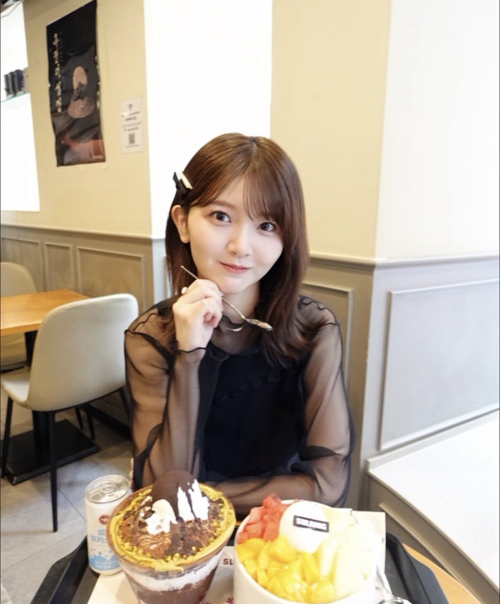 summerfuns2021's tweet photo. 白下さんも黒下さんも
ほんっっっっとうに可愛い☺️
#haruharugram 
#山下葉留花 https://t.co/UtJjHF56U3