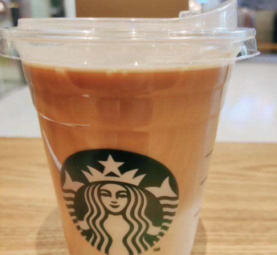 CordeliaKe28858's tweet photo. Tried this smart coffee brew tool today — it adjusts strength based on my sleep data, and my morning latte tastes like a little happiness boost. Game changer for lazy coffee lovers! https://t.co/0BaqfJghIn