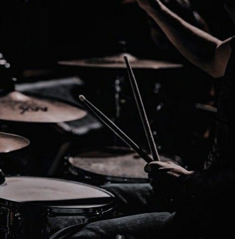 adrhythmumsalta's tweet photo. a canon character for the disney’s camp rock verse, by #𝒜𝓏𝑜𝓇. cliff carmichael, camp rock’s very own drummer-boy with serious focus issues. https://t.co/23FuucCG61