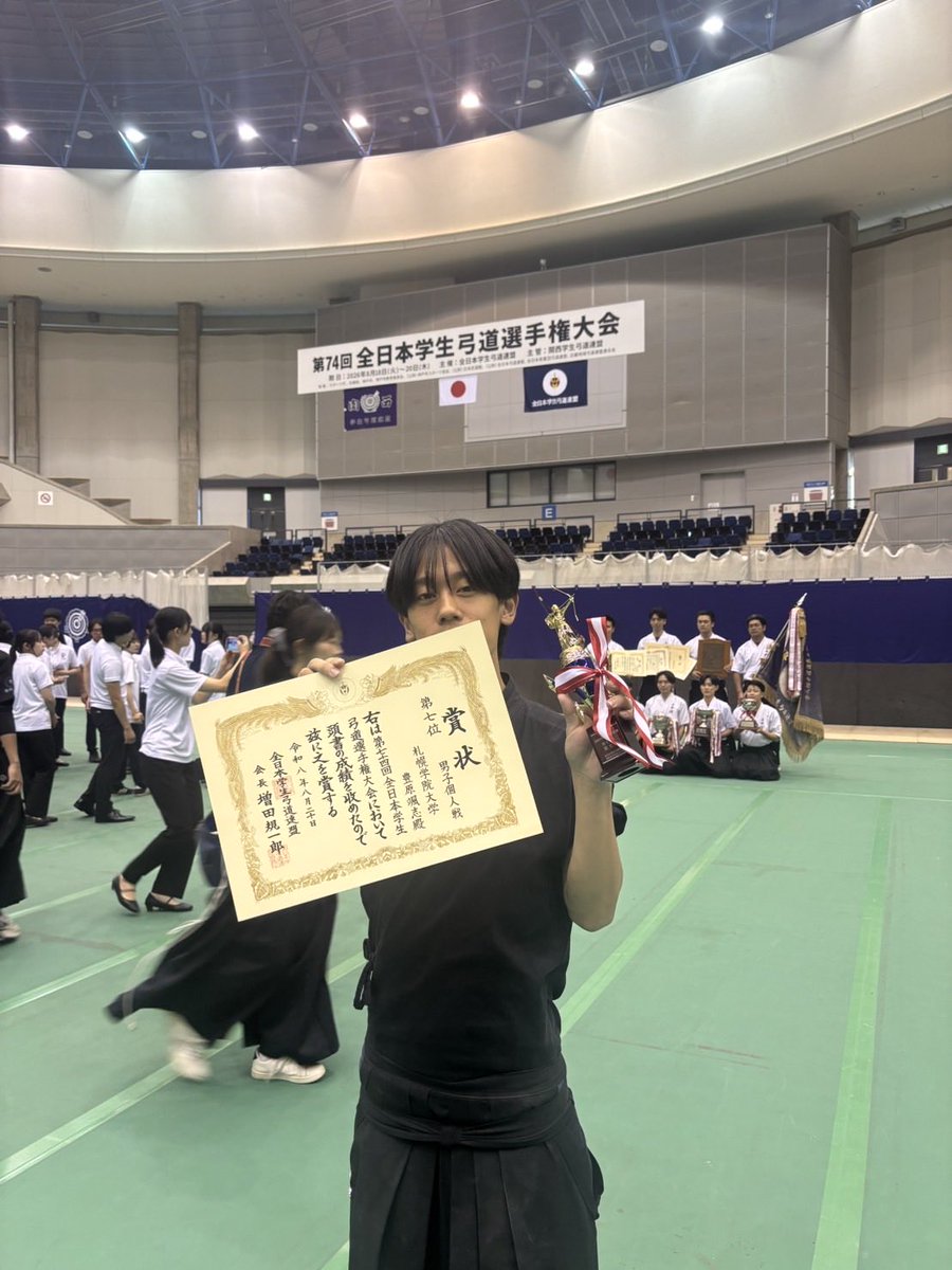 sgukyudo's tweet photo. 第74回全日本学生弓道選手権大会

個人決勝射詰

女子
川上    ○○○ | ✕
工藤    ○✕

男子
豊原    ○○○ | ○○✕
長沼    ○○✕
岩本    ✕
藤田    ✕
里見    ✕
武田    ✕

よって、男子個人第7位に豊原が入賞いたしました。
たくさんのご声援、誠にありがとうございました。 https://t.co/P8dZG2KstS