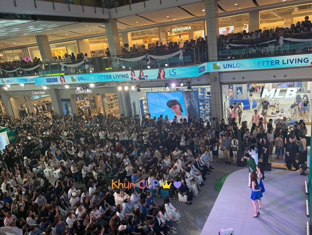 AmGreenNoted's tweet photo. มึง กูถามจริง ๆ แล้วเราต้องแคร์อะไรใครหน้าไหนอีกวะ https://t.co/3CI5G3p09B