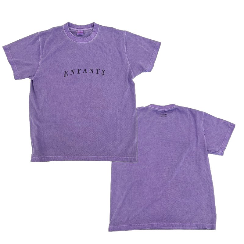 bandmerch_jp's tweet photo. 【販売Tシャツ紹介】⑥
Enfants
@enfants_jp 

- Overdyed Tシャツ
- ロゴTシャツ
- シンプルロゴTシャツ
- ”BH" ロゴ靴下
- その他小物各種 https://t.co/q1voGfFpJq