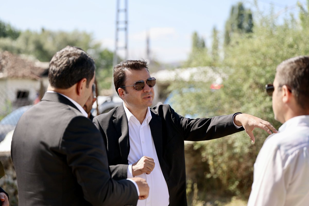 tokatvaliligi's tweet photo. Valimiz Abdullah Köklü, Çamlıbel’de yapılması planlanan yatırımların gerçekleştirileceği alanlarda incelemelerde bulunarak Çamlıbel Belediye Başkanı Adem Akgül'den bilgi aldı. https://t.co/QeLWpGYZXD