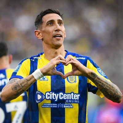 charly_stop's tweet photo. Hoy tenes una nueva cita con la historia
#RosarioCentral https://t.co/2JDifBbLkV