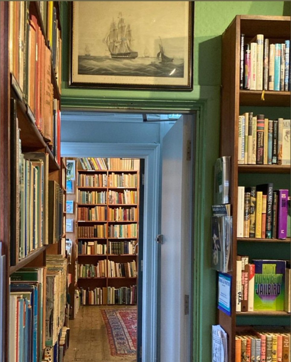 Pergament_F's tweet photo. "A house without books is a poor house.:
Herman Melville https://t.co/3M1q6Hm19E