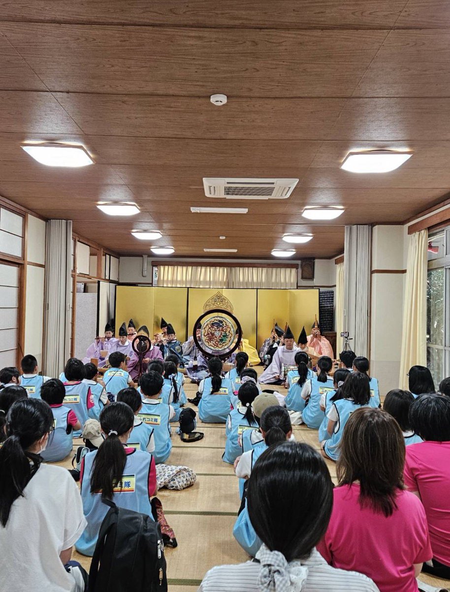 TEDIKARA's tweet photo. 地元中学ふれコミ隊「雅楽鑑賞会」を開催。
地域の歴史や伝統文化の理解の一助になればと願います。 https://t.co/AEUSxLHFle