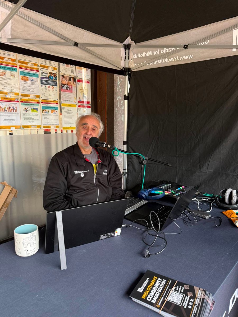 blackdiamondfm's tweet photo. That’s a wrap on National Radio Day! 🎙️

What better way to celebrate than by taking the studio on the road?! 🚐🎧

We had a brilliant time broadcasting LIVE from Dalkeith with Geoff Ruderham (@radioruderham). https://t.co/mUIF4xit7h