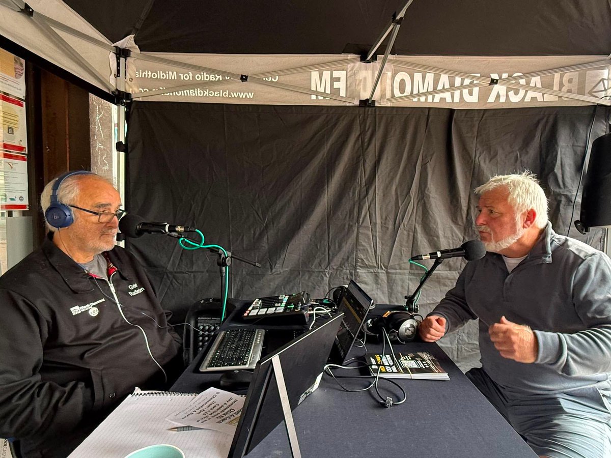 blackdiamondfm's tweet photo. That’s a wrap on National Radio Day! 🎙️

What better way to celebrate than by taking the studio on the road?! 🚐🎧

We had a brilliant time broadcasting LIVE from Dalkeith with Geoff Ruderham (@radioruderham). https://t.co/mUIF4xit7h
